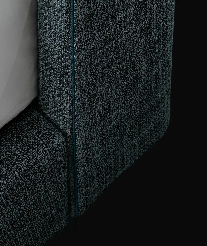 Chloe Bed - Poliform w Mesmetric