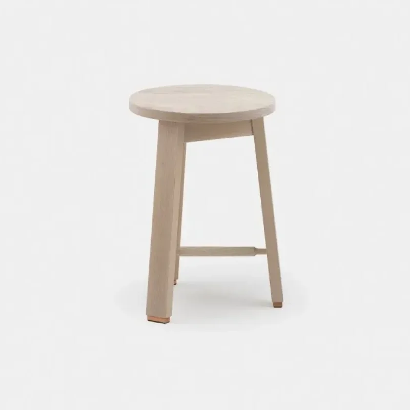 441 Stool – De La Espada at Mesmetric