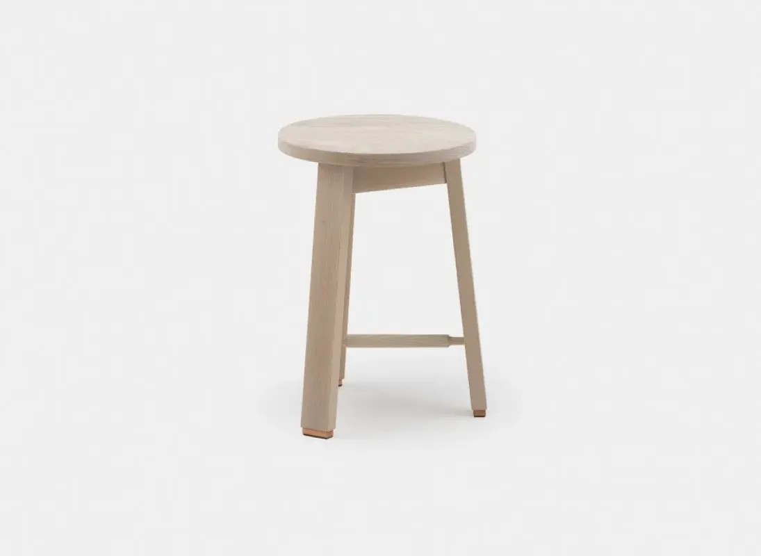 441 Stool – De La Espada at Mesmetric
