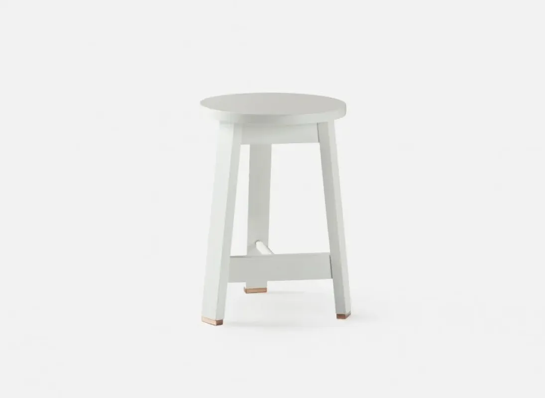 441 Stool – De La Espada at Mesmetric