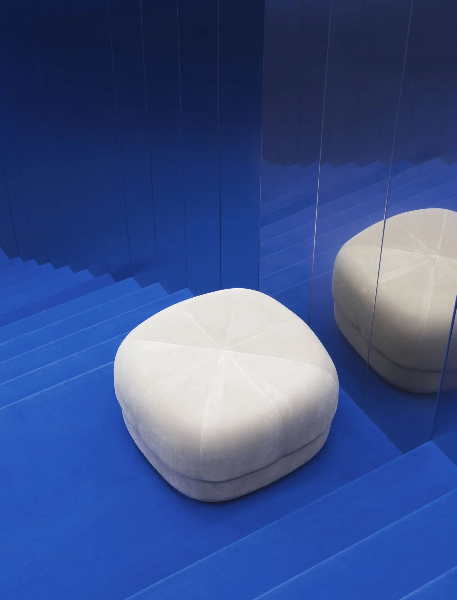 Circus velour - Normann Copenhagen w Mesmetric