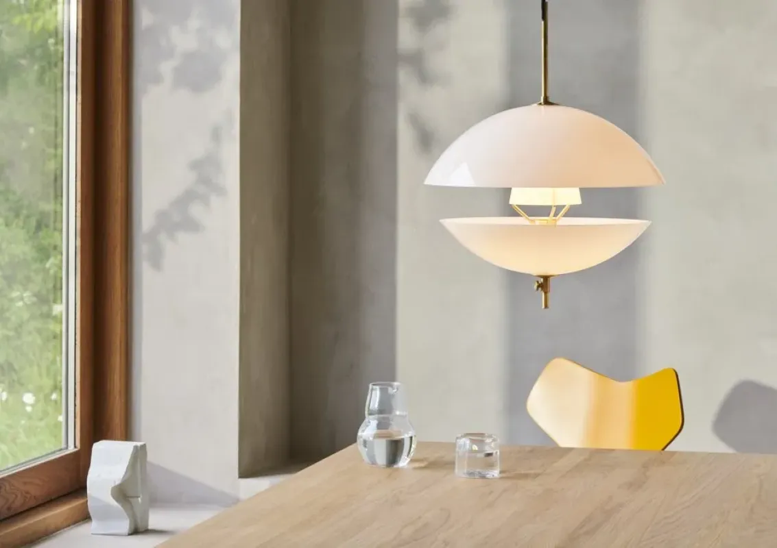 Clam™ – Fritz Hansen at Mesmetric
