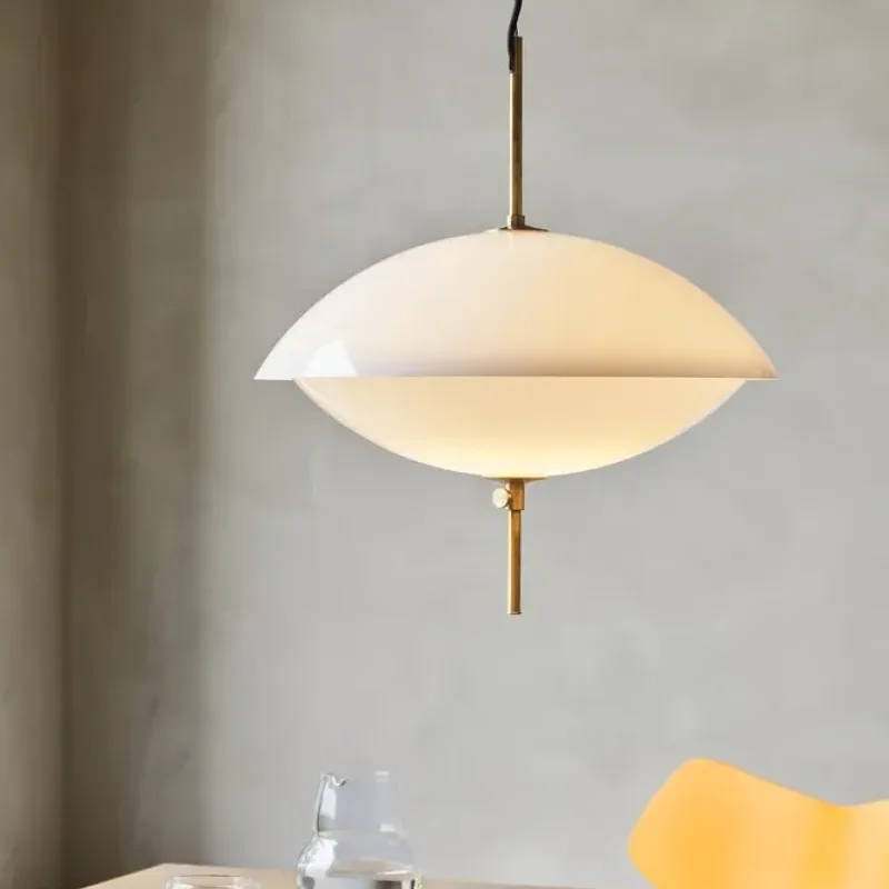 Clam™ – Fritz Hansen at Mesmetric