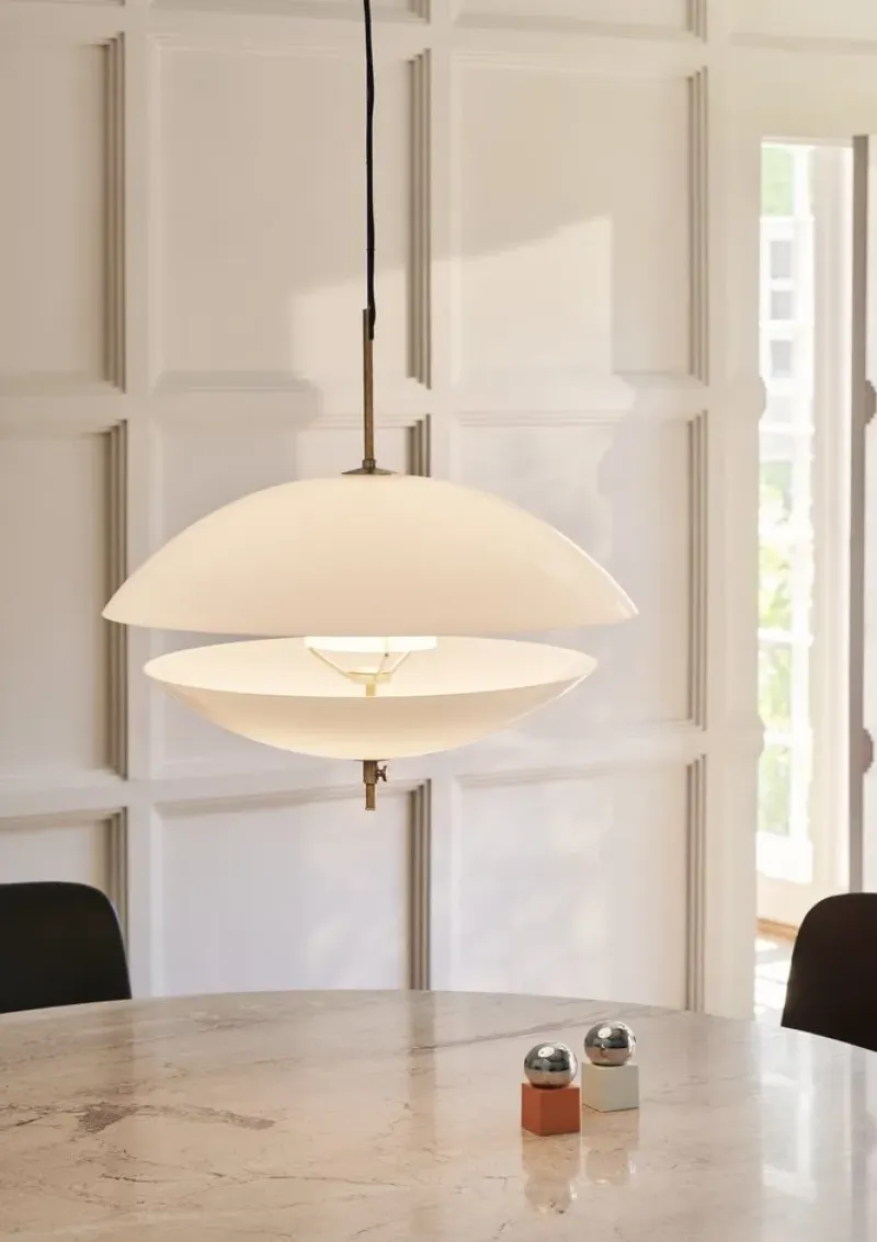 Clam™ – Fritz Hansen at Mesmetric