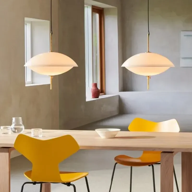 Clam™ – Fritz Hansen at Mesmetric