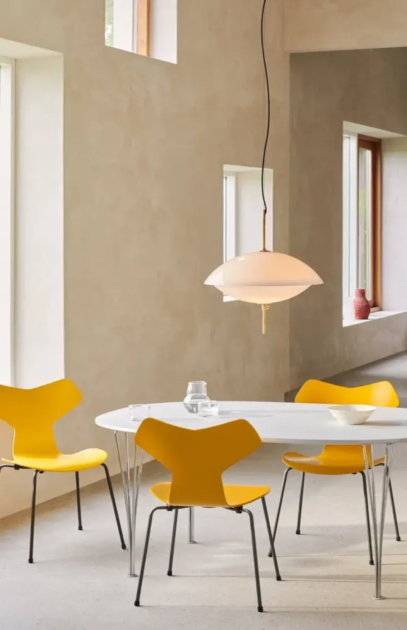 Clam™ – Fritz Hansen at Mesmetric
