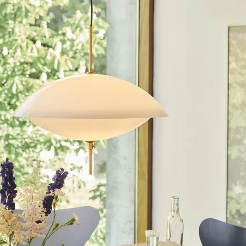 Clam™ – Fritz Hansen at Mesmetric