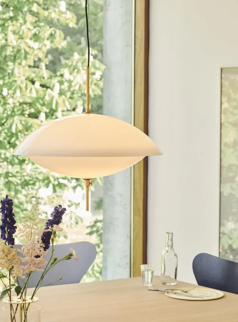 Clam™ – Fritz Hansen at Mesmetric