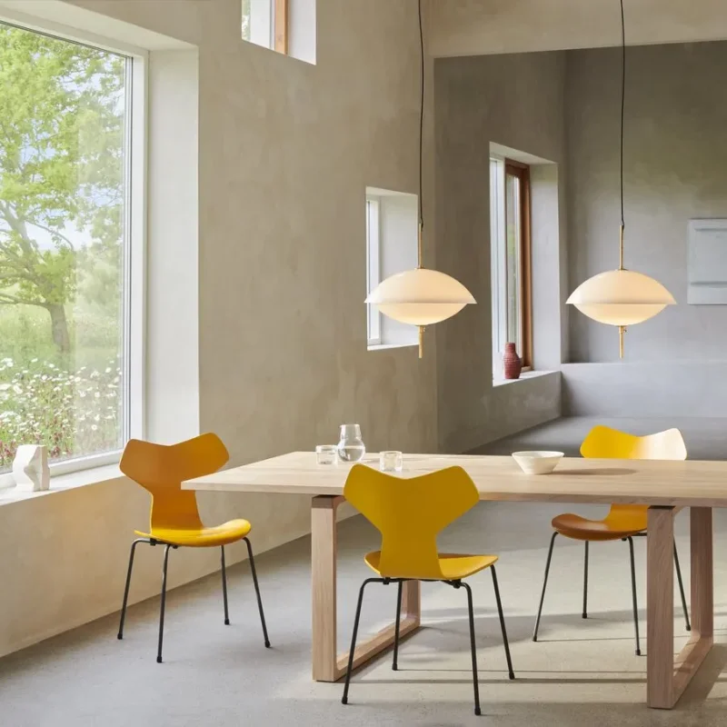 Clam™ – Fritz Hansen at Mesmetric