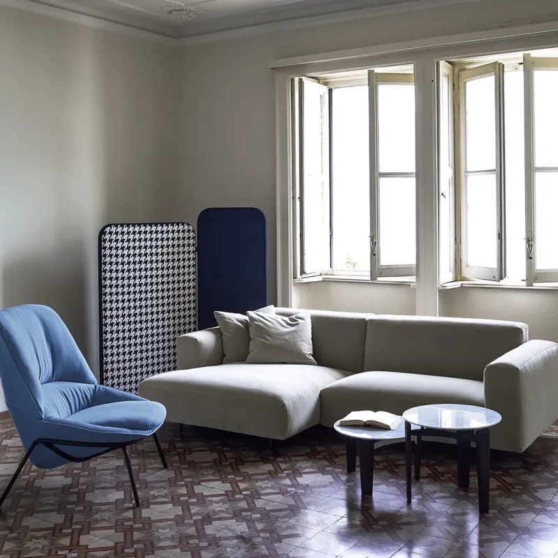 Claudine Large – Arflex at Mesmetric