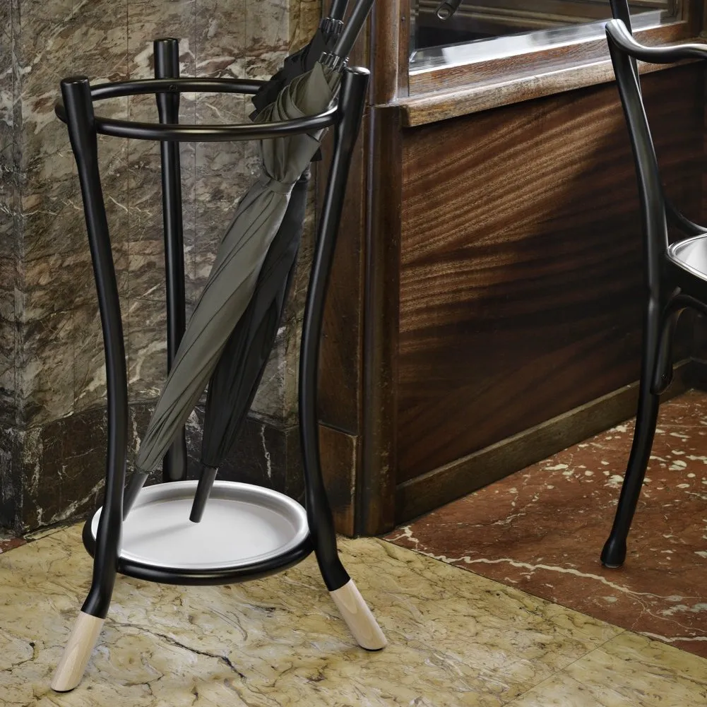 Cloud - Gebrüder Thonet Vienna w Mesmetric