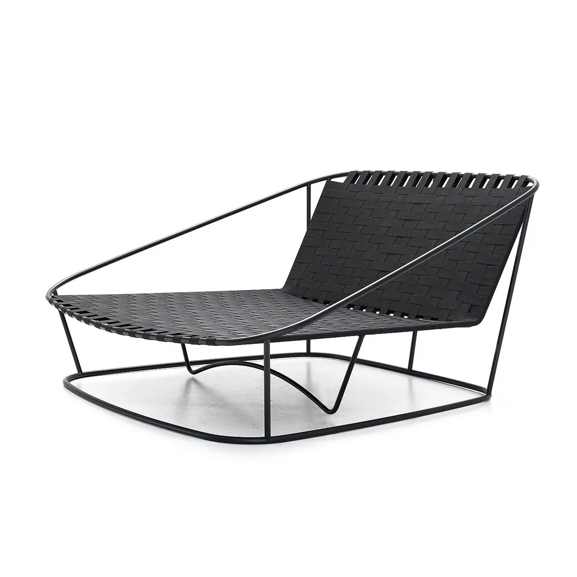 Cloud big armchair outdoor – Arflex at Mesmetric