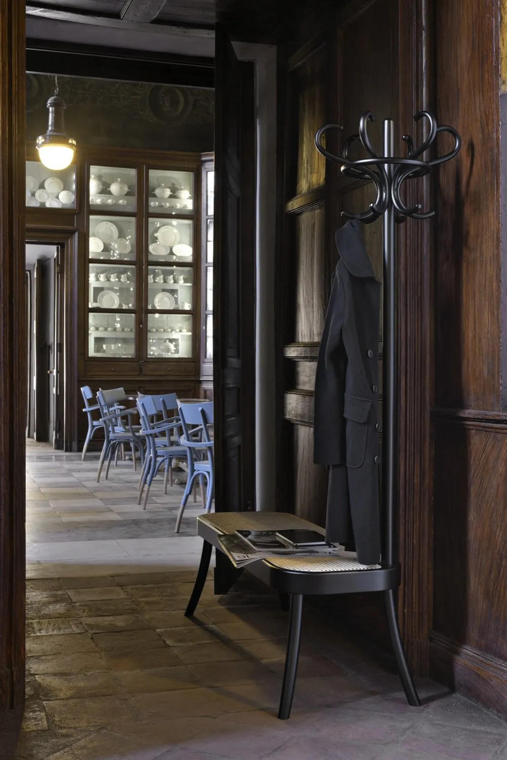 Coat Rack Bench – Gebrüder Thonet Vienna at Mesmetric
