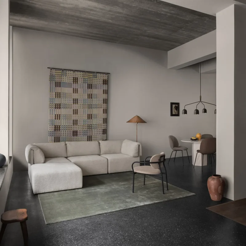 Coco lounge chair - Gubi.dk w Mesmetric