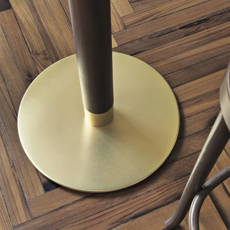 Cognac – Gebrüder Thonet Vienna at Mesmetric