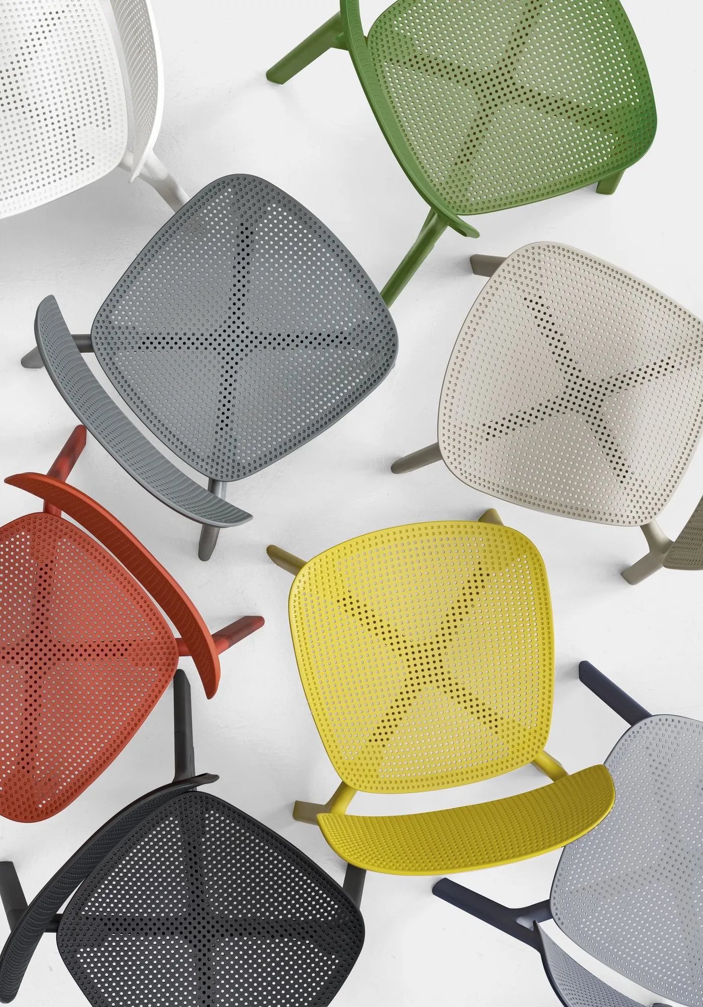 Colander – Kristalia at Mesmetric