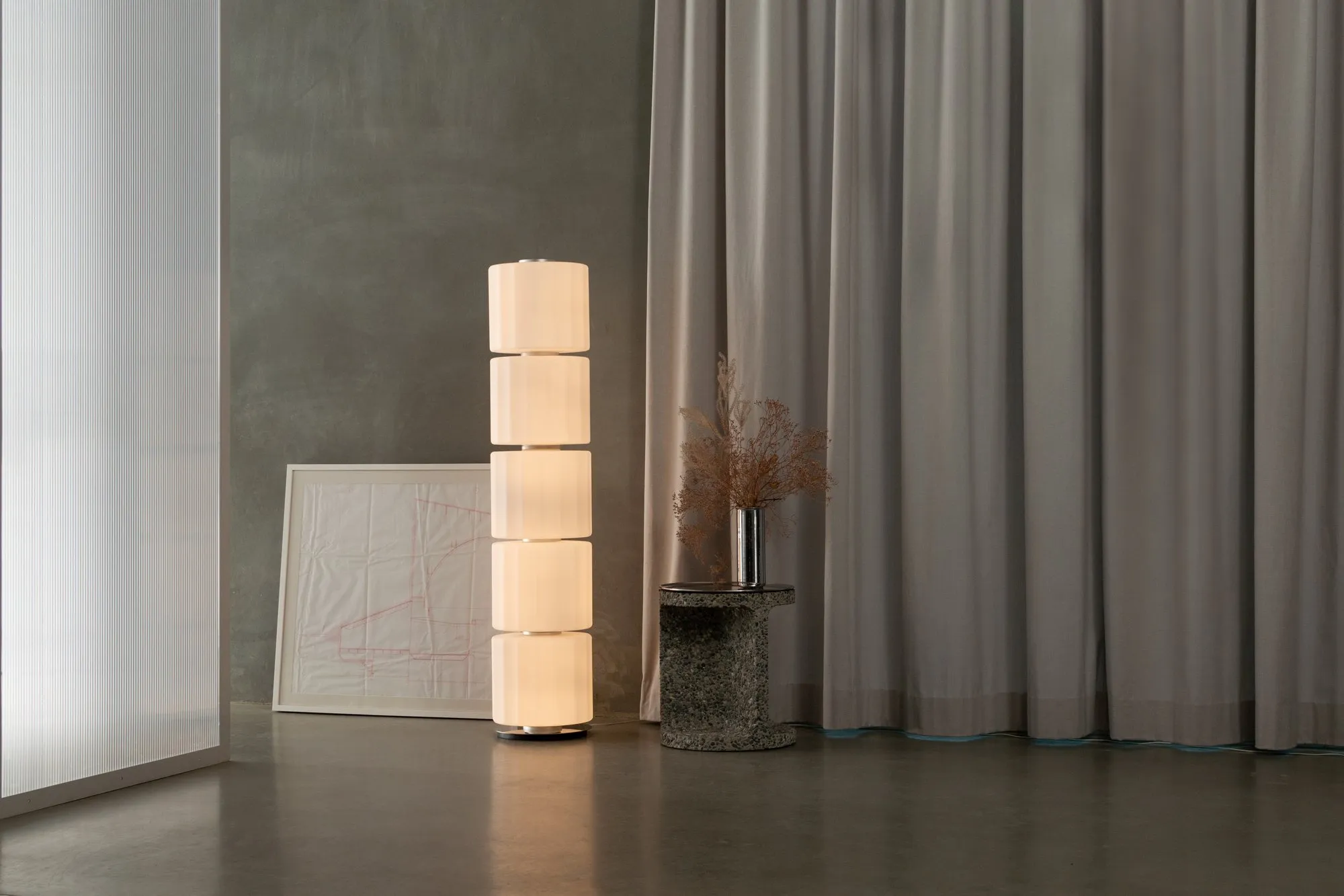 Column Floor - A-n-d w Mesmetric