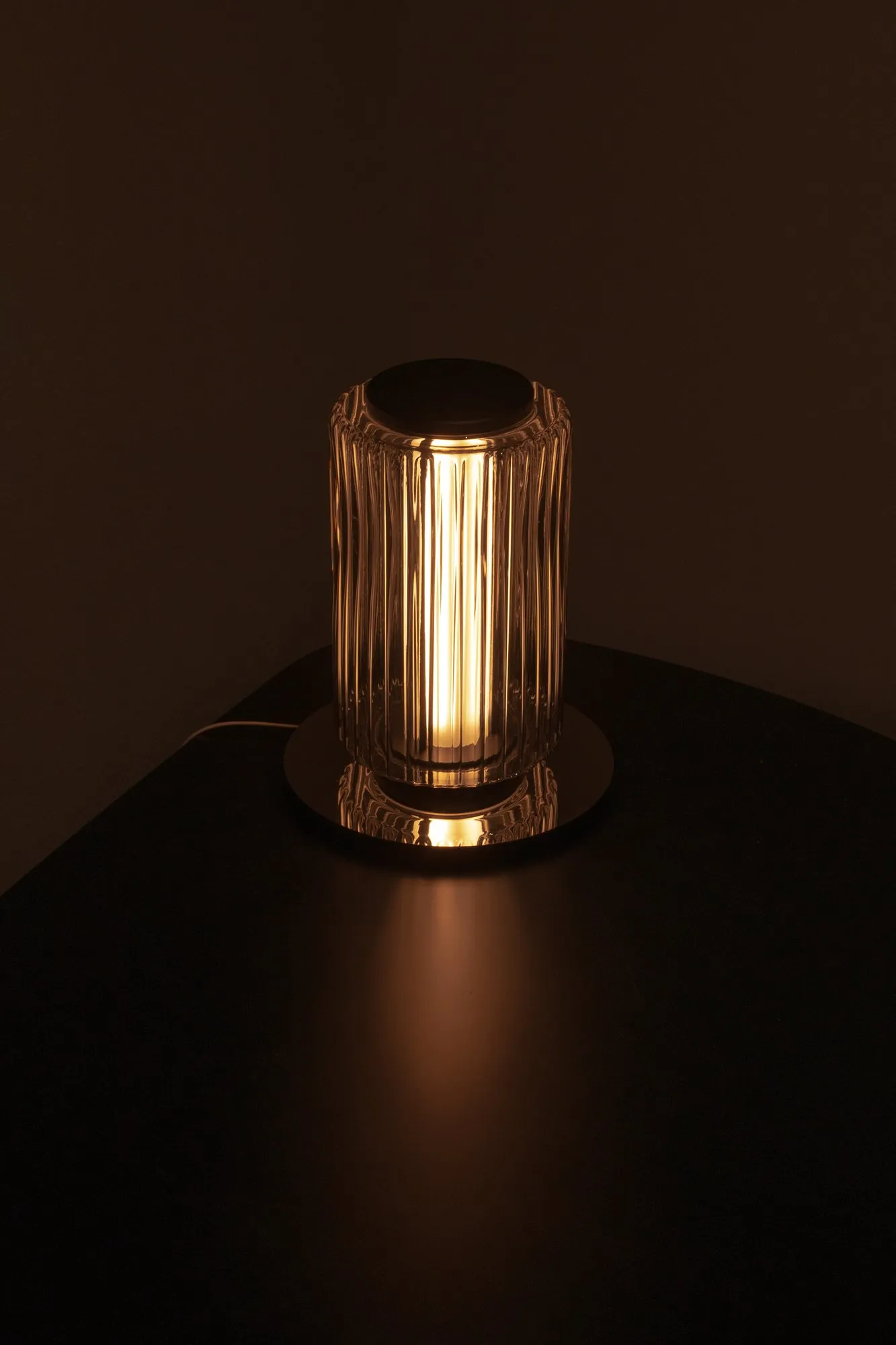Column Table - A-n-d w Mesmetric