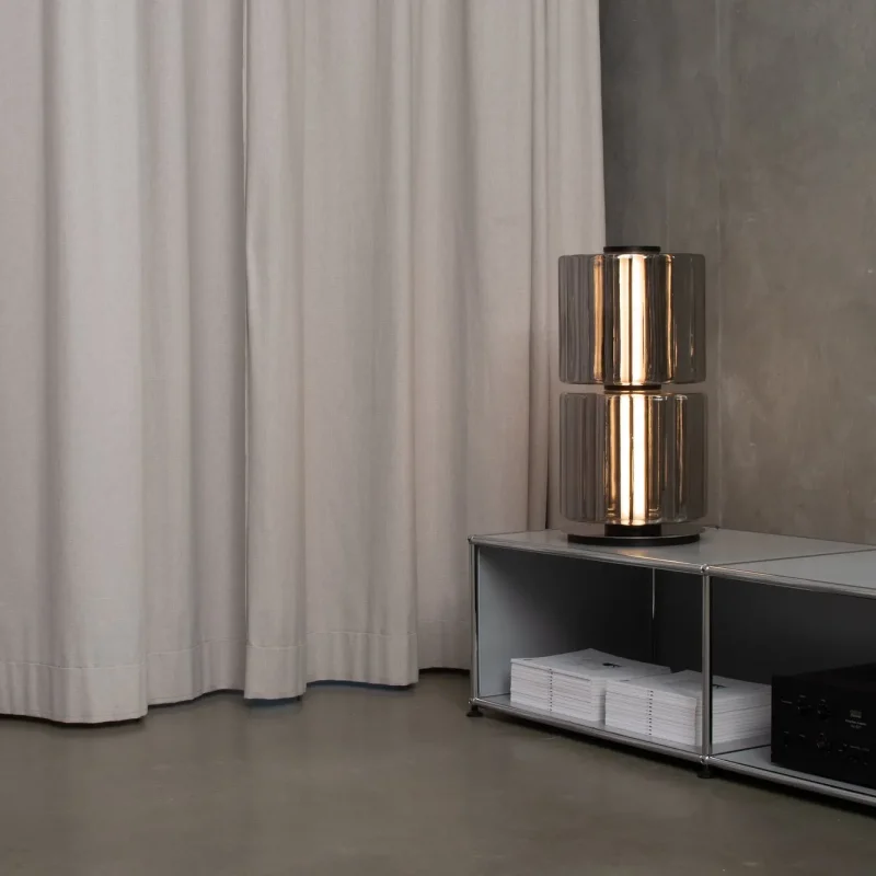 Column Table - A-n-d w Mesmetric