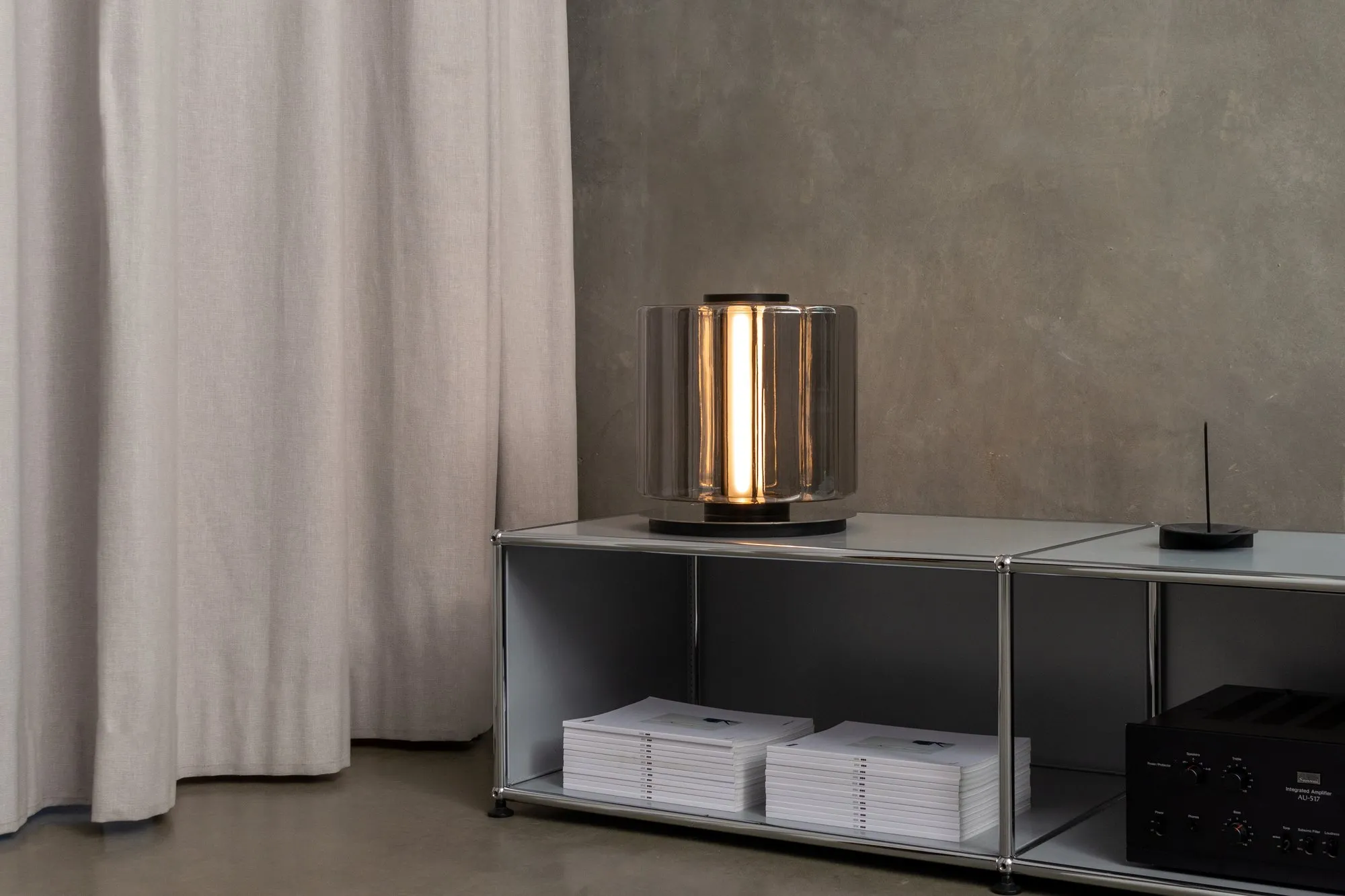 Column Table - A-n-d w Mesmetric