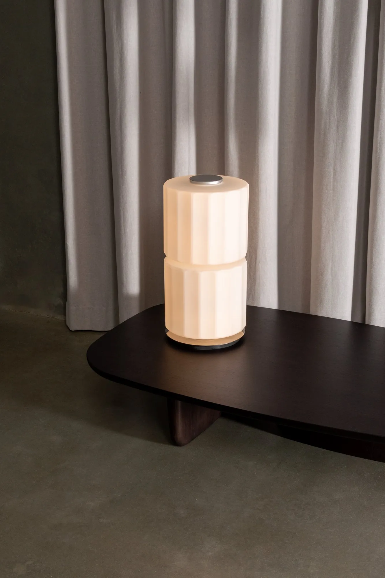 Column Table - A-n-d w Mesmetric