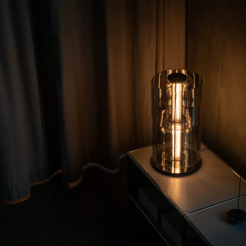 Column Table - A-n-d w Mesmetric