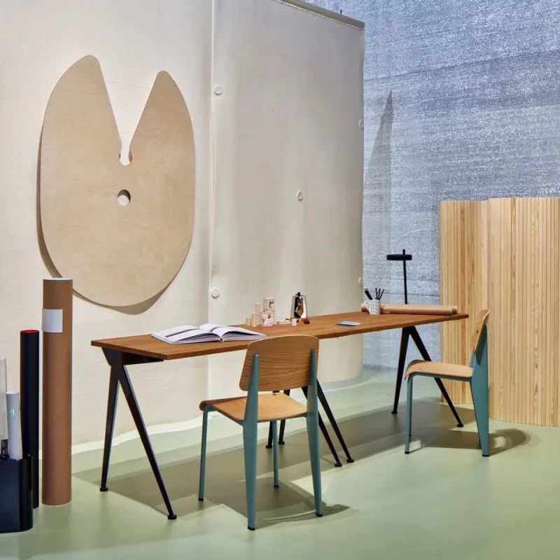 Compas Direction – Vitra at Mesmetric