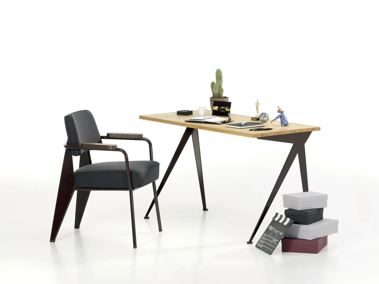 Compas Direction – Vitra at Mesmetric