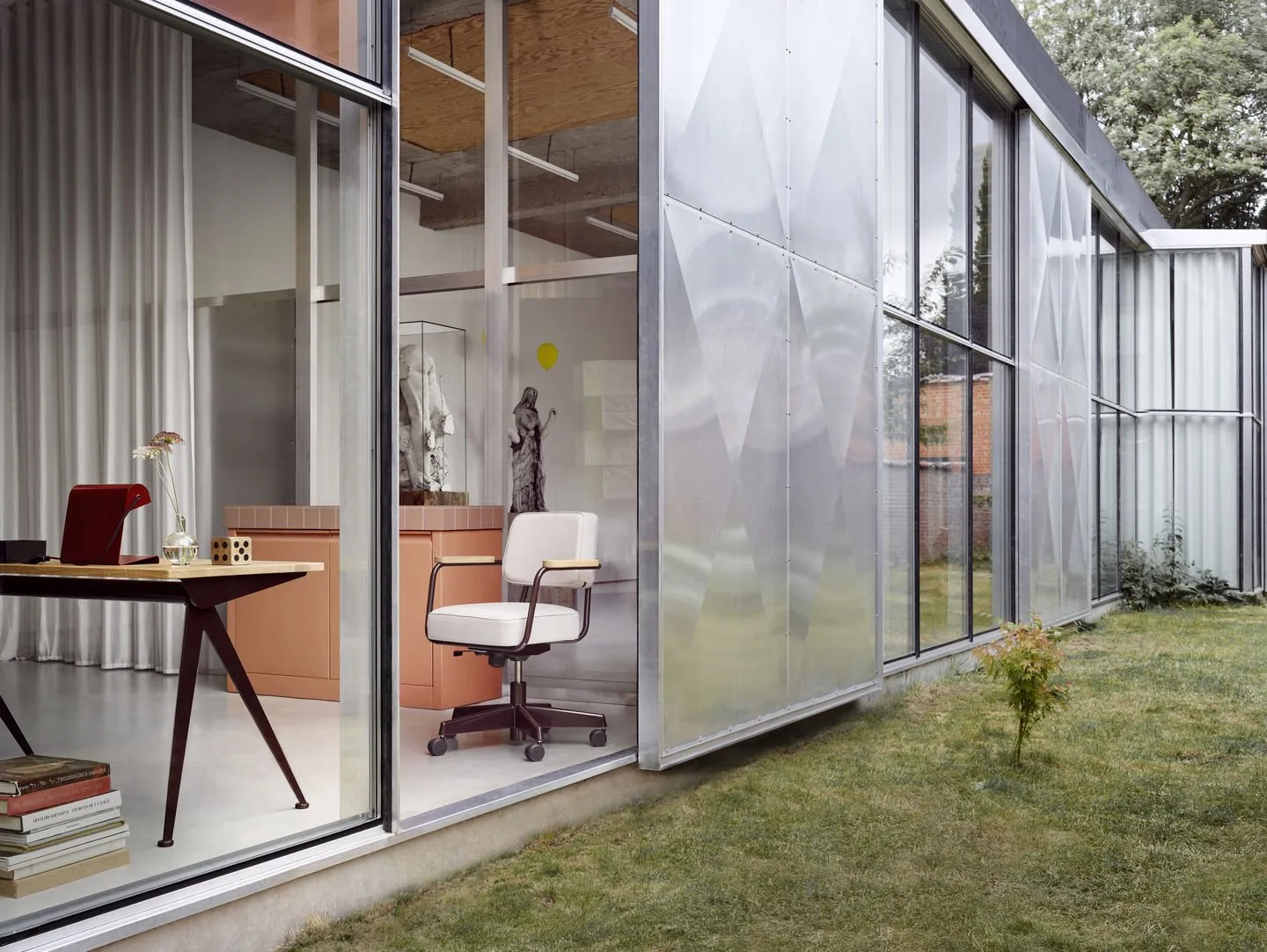 Compas Direction – Vitra at Mesmetric