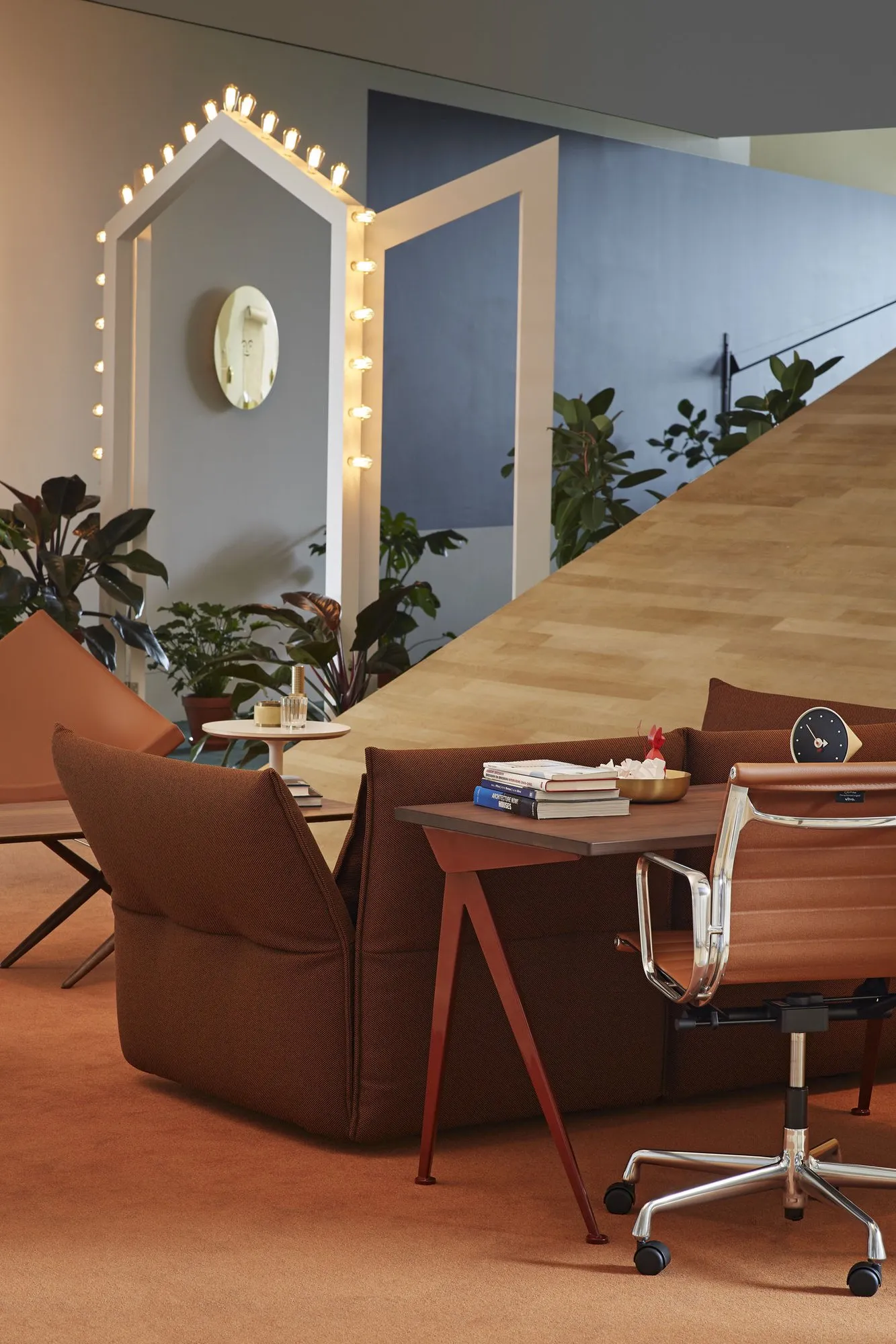 Compas Direction – Vitra at Mesmetric