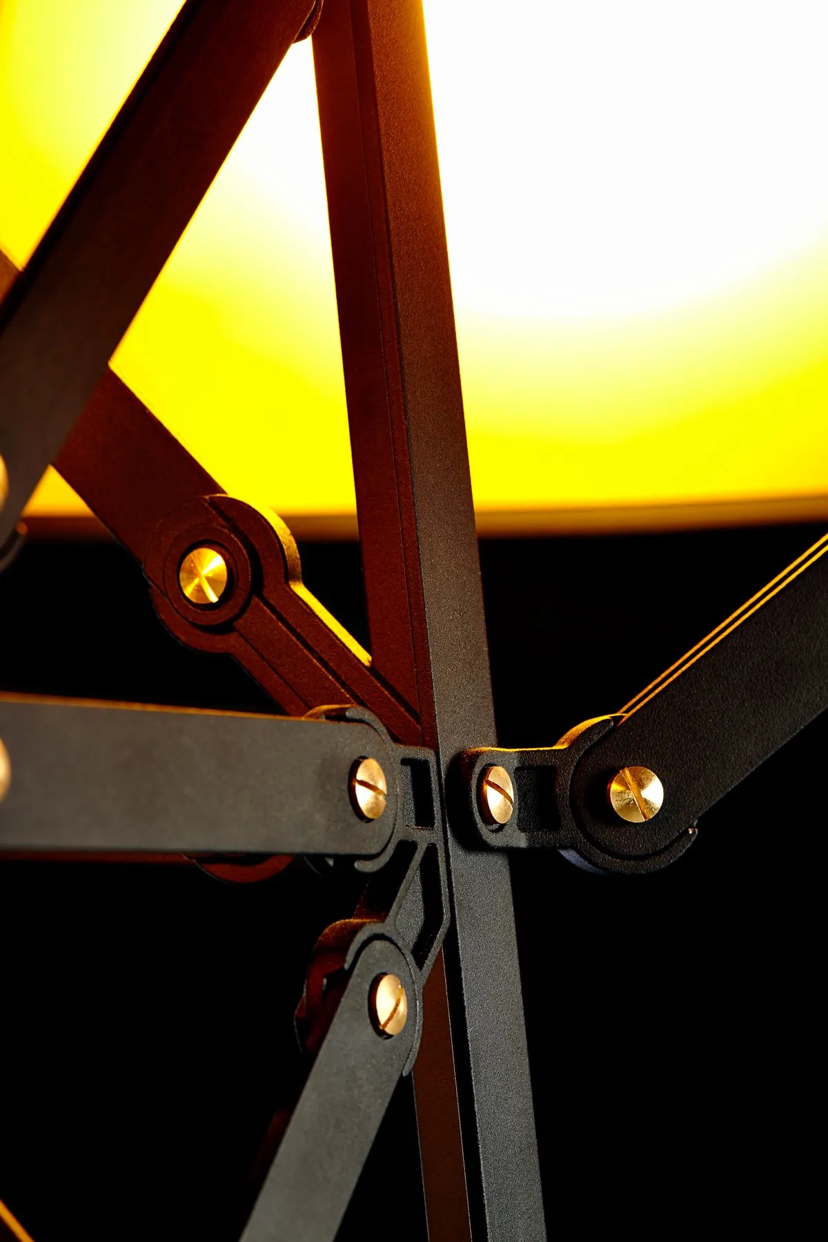 Construction - Moooi w Mesmetric