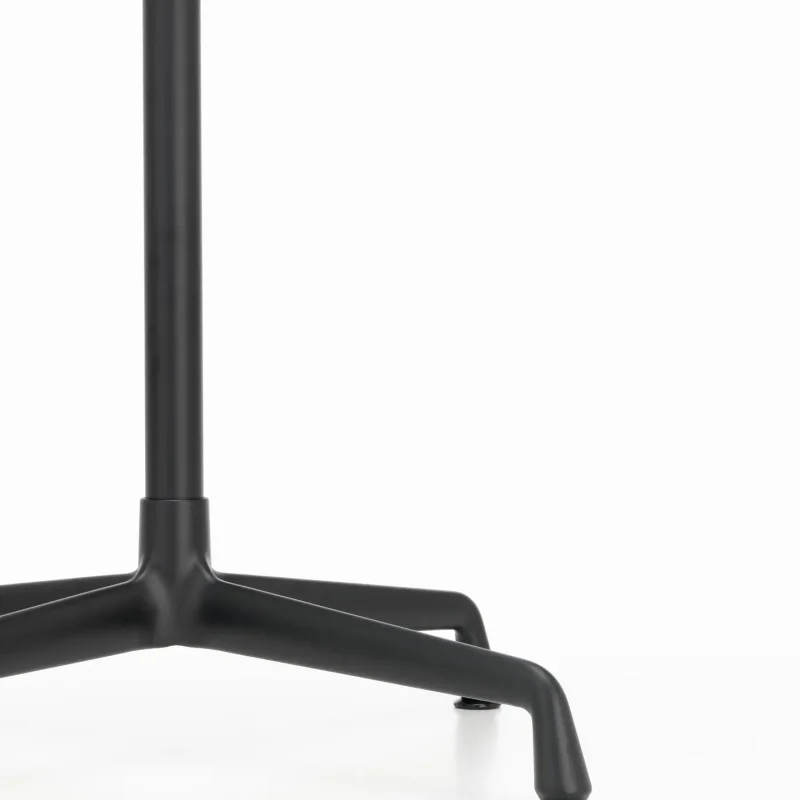 Eames Contract Table Round - Vitra w Mesmetric