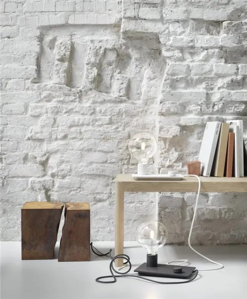 Control - Muuto w Mesmetric