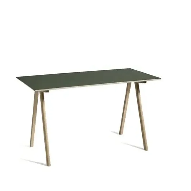 Copenhague Desk CPH 10 – Hay at Mesmetric