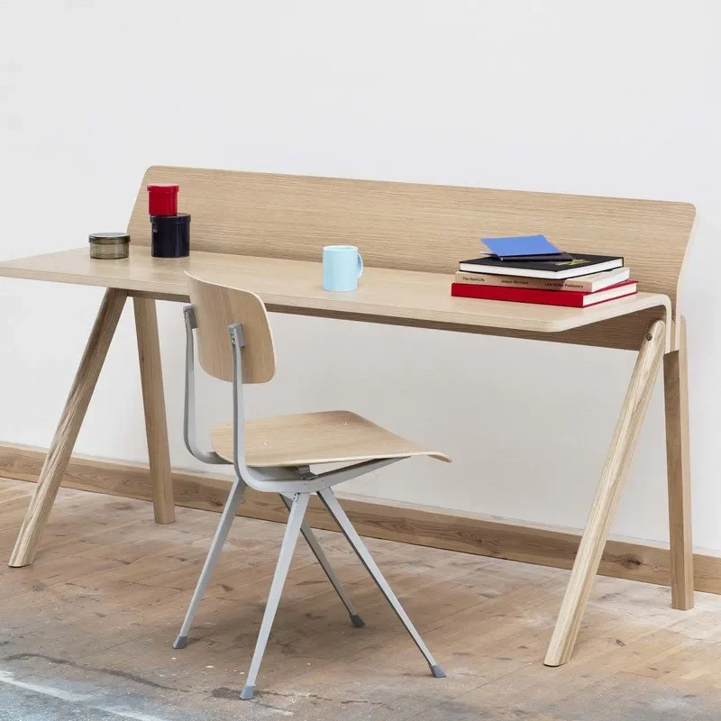 Copenhague Desk CPH 190 – Hay at Mesmetric