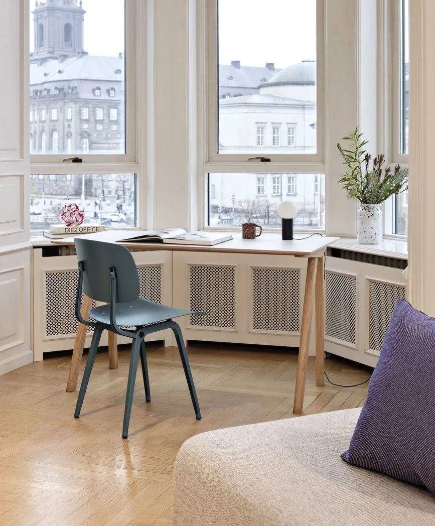 Copenhague Desk CPH 90 - Hay w Mesmetric
