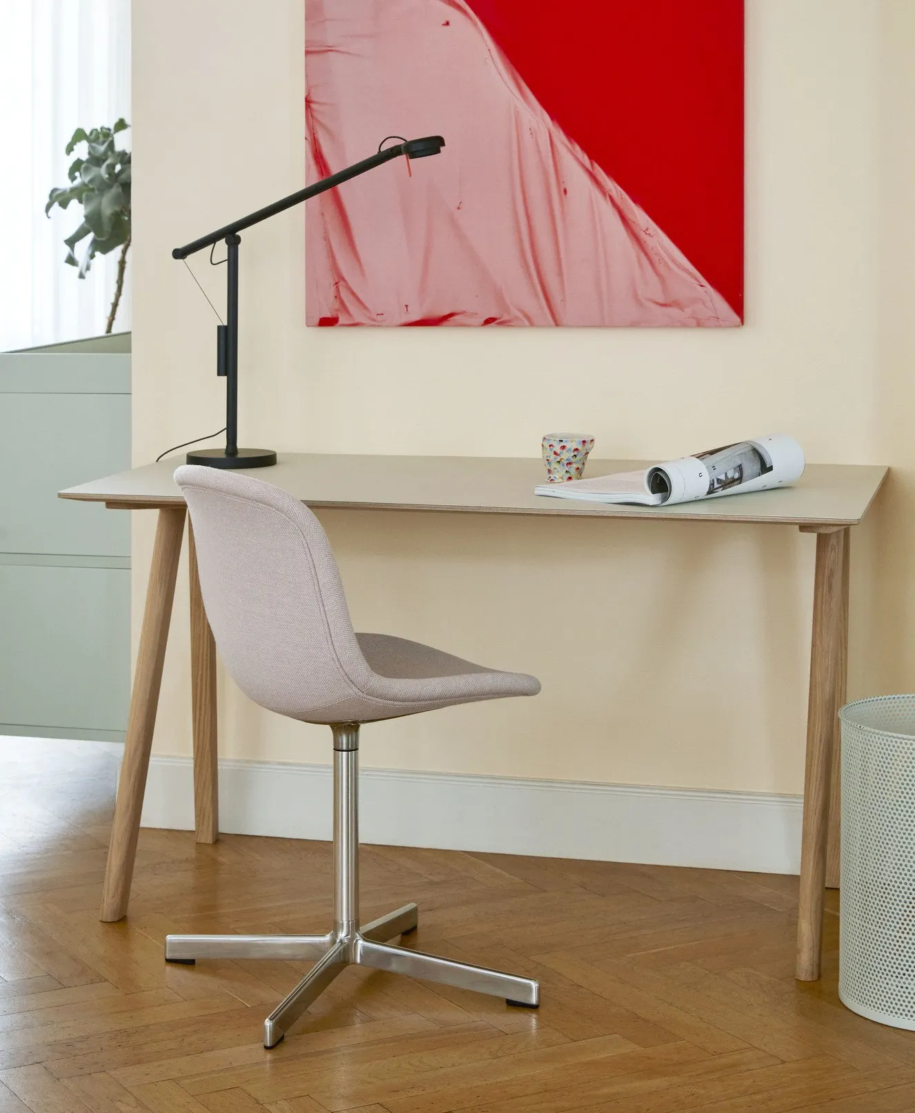 Copenhague Desk CPH 90 - Hay w Mesmetric