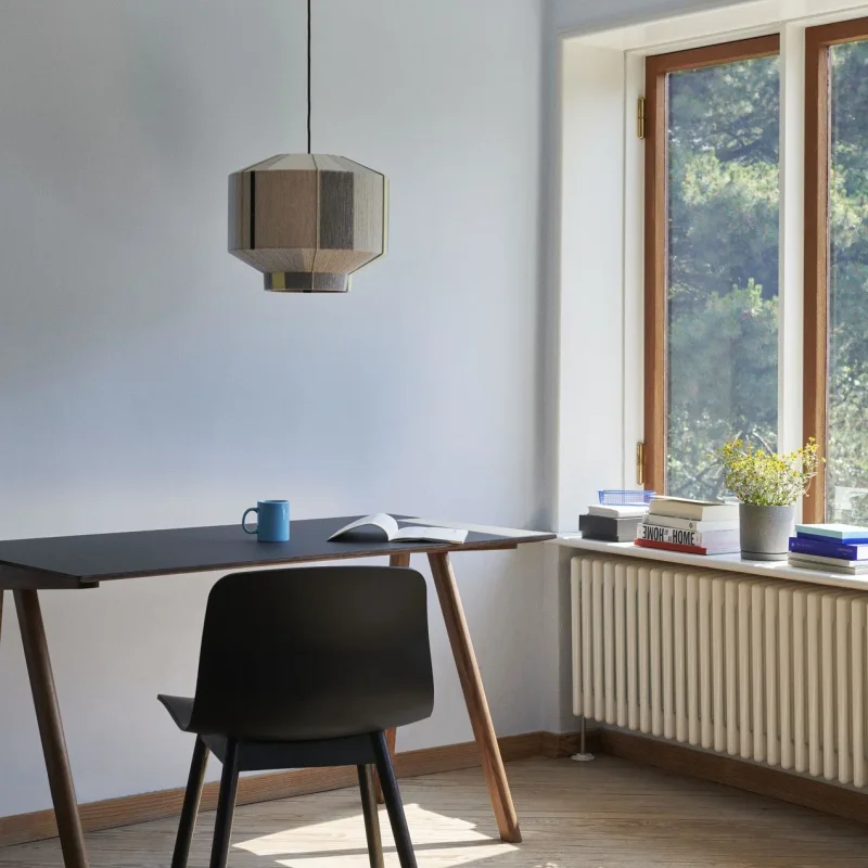 Copenhague Desk CPH 90 - Hay w Mesmetric