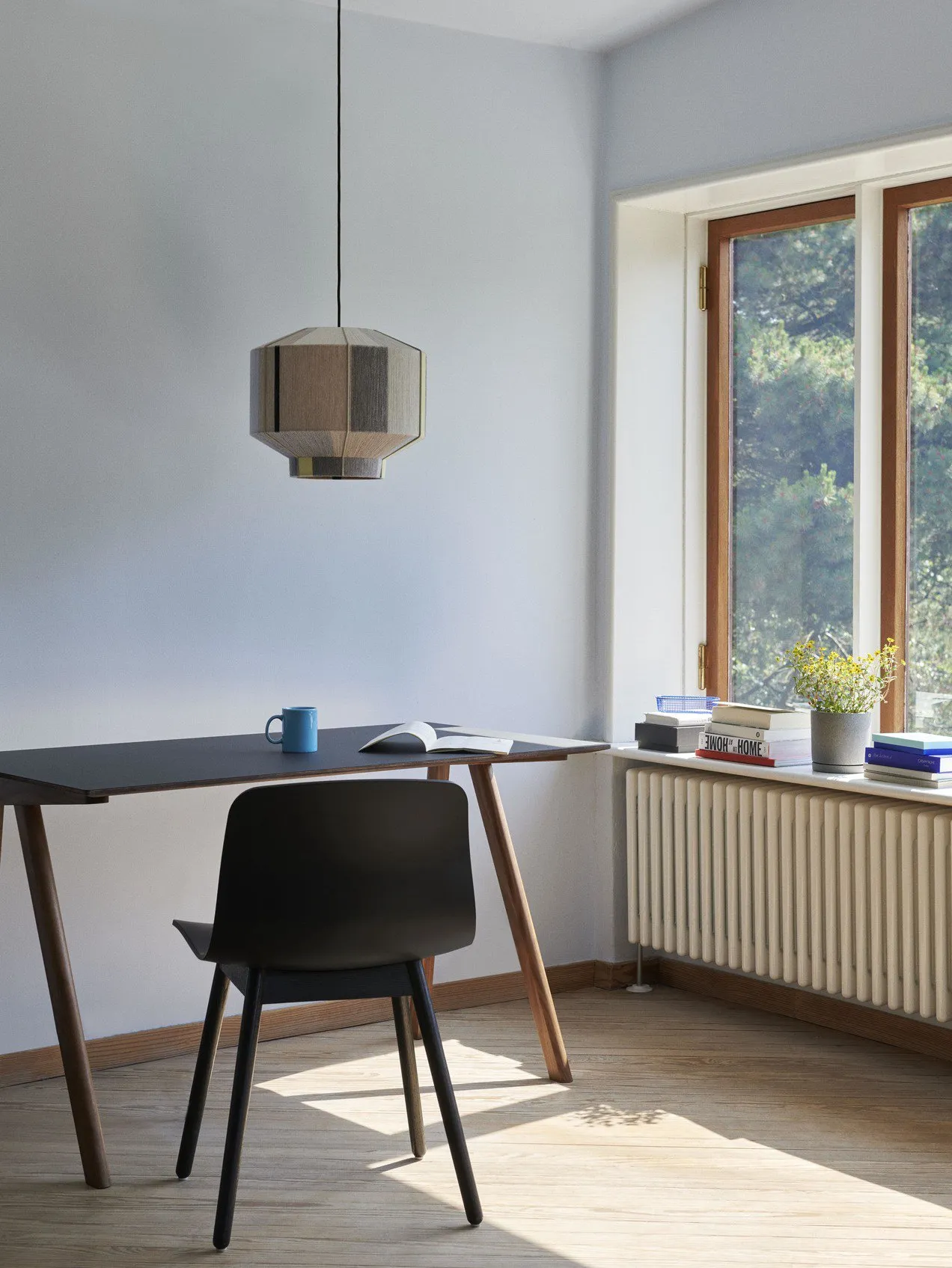 Copenhague Desk CPH 90 - Hay w Mesmetric