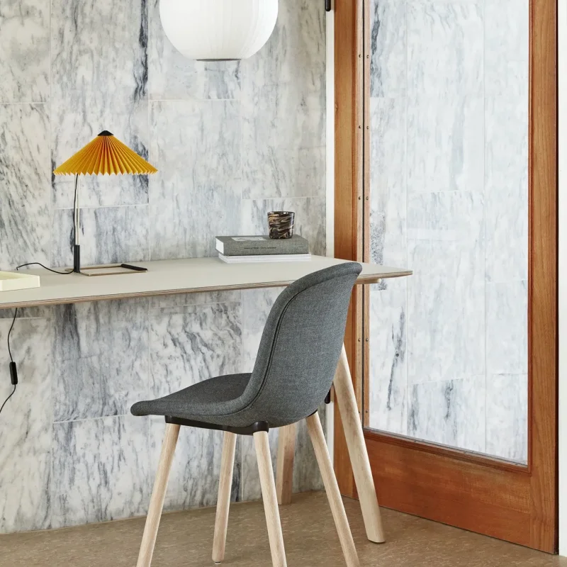 Copenhague Desk CPH 90 - Hay w Mesmetric