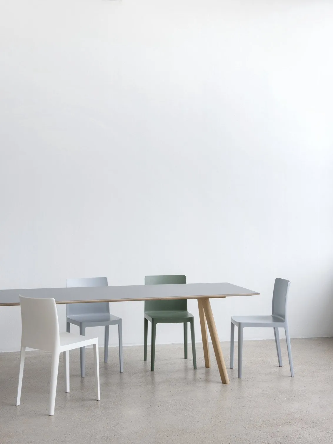 Copenhague Table CPH 30 Extendable – Hay at Mesmetric