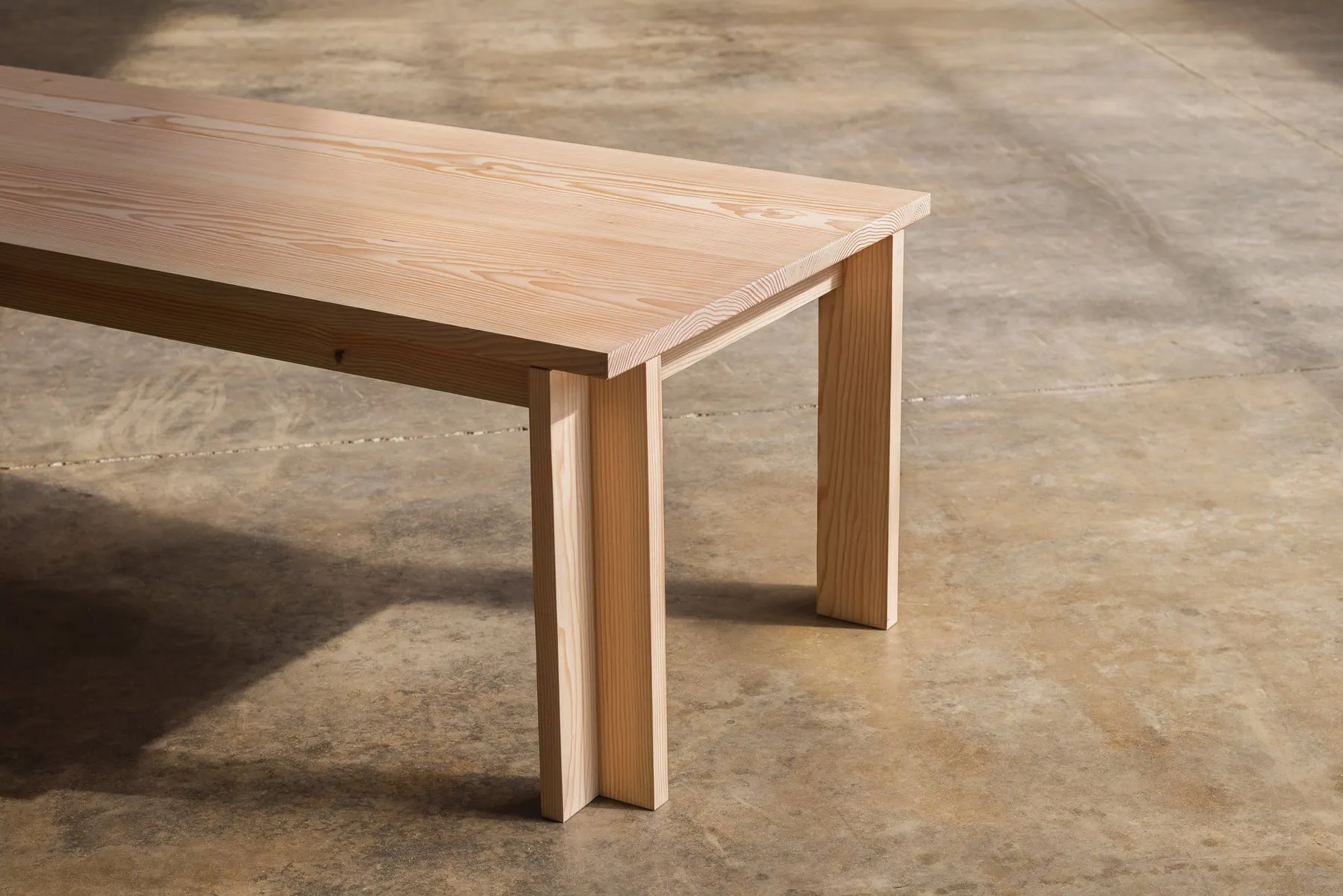 501 Table One - De La Espada w Mesmetric