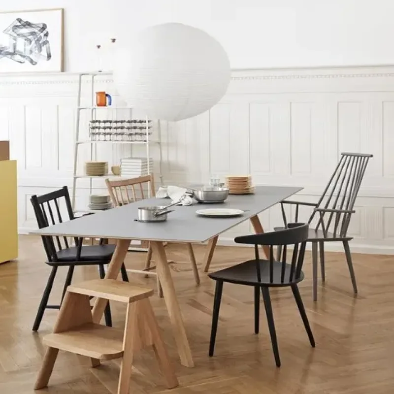 Copenhague Table CPH 30 – Hay at Mesmetric
