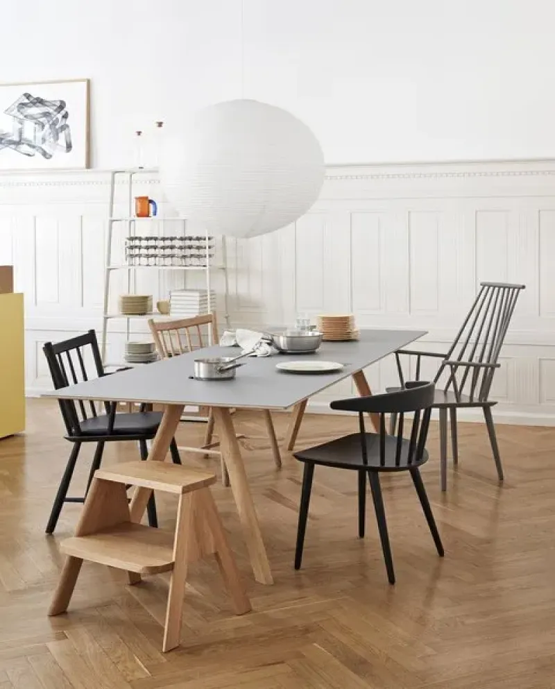 Copenhague Table CPH 30 – Hay at Mesmetric