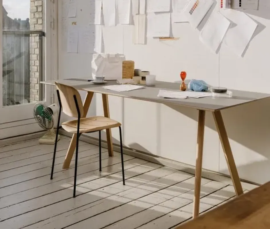 Copenhague Table CPH 30 – Hay at Mesmetric