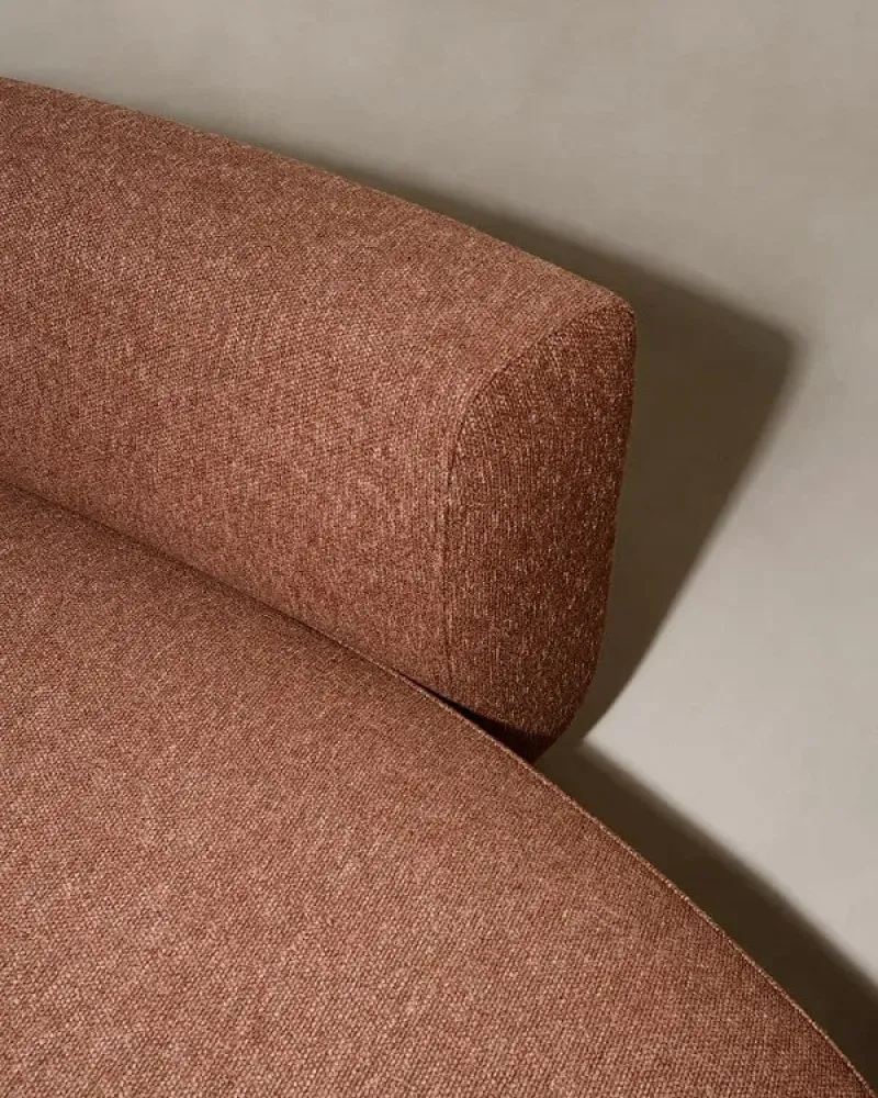 Cosy Curve - MDF Italia w Mesmetric