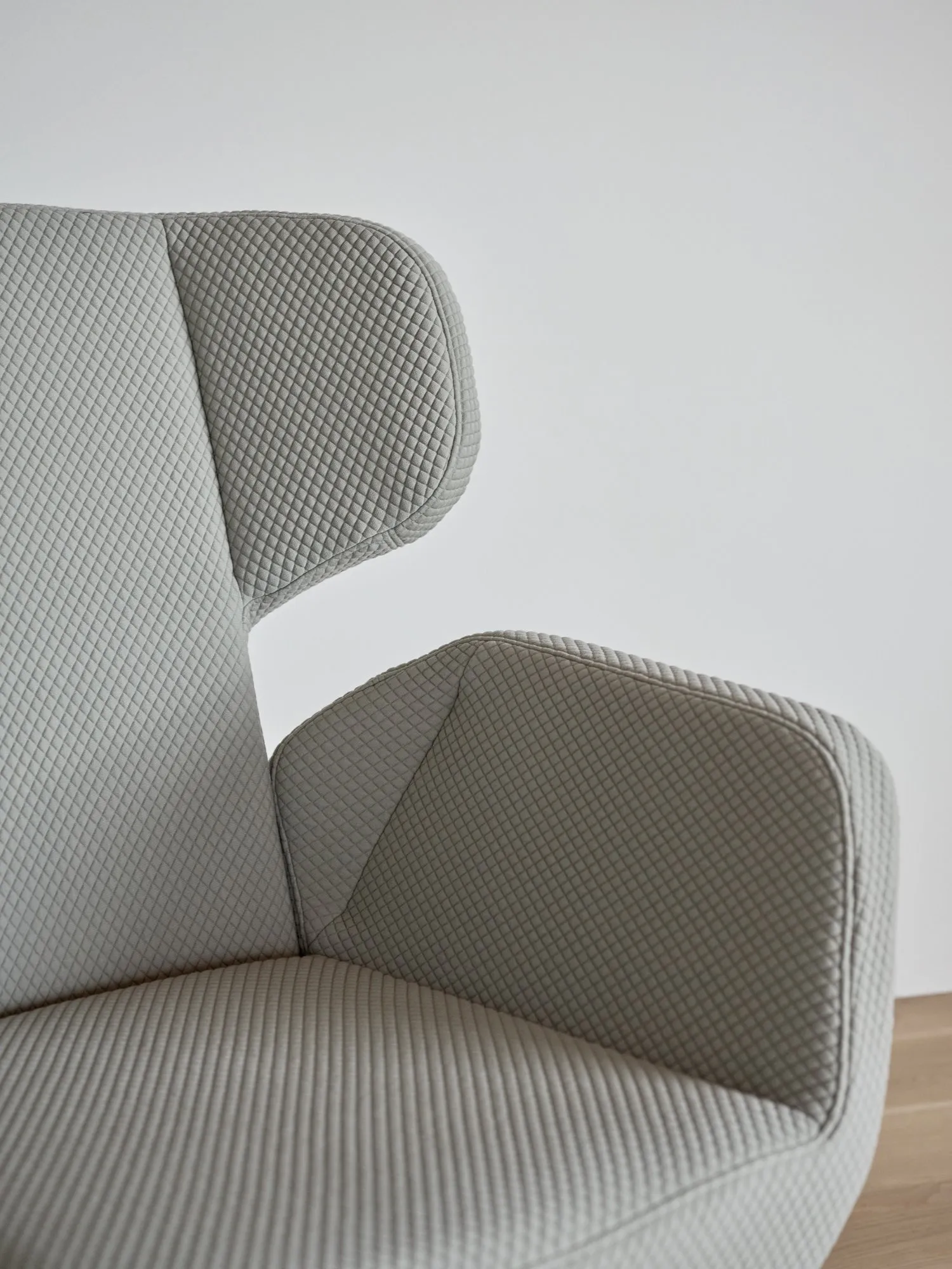 Cosy – Softline at Mesmetric