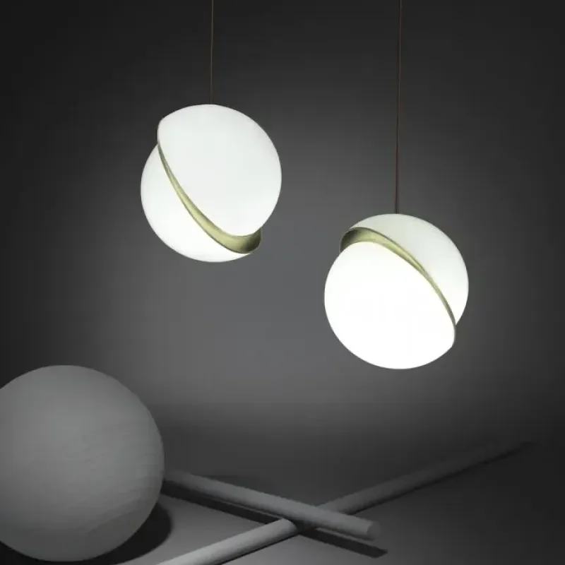 Crescent – Lee Broom at Mesmetric