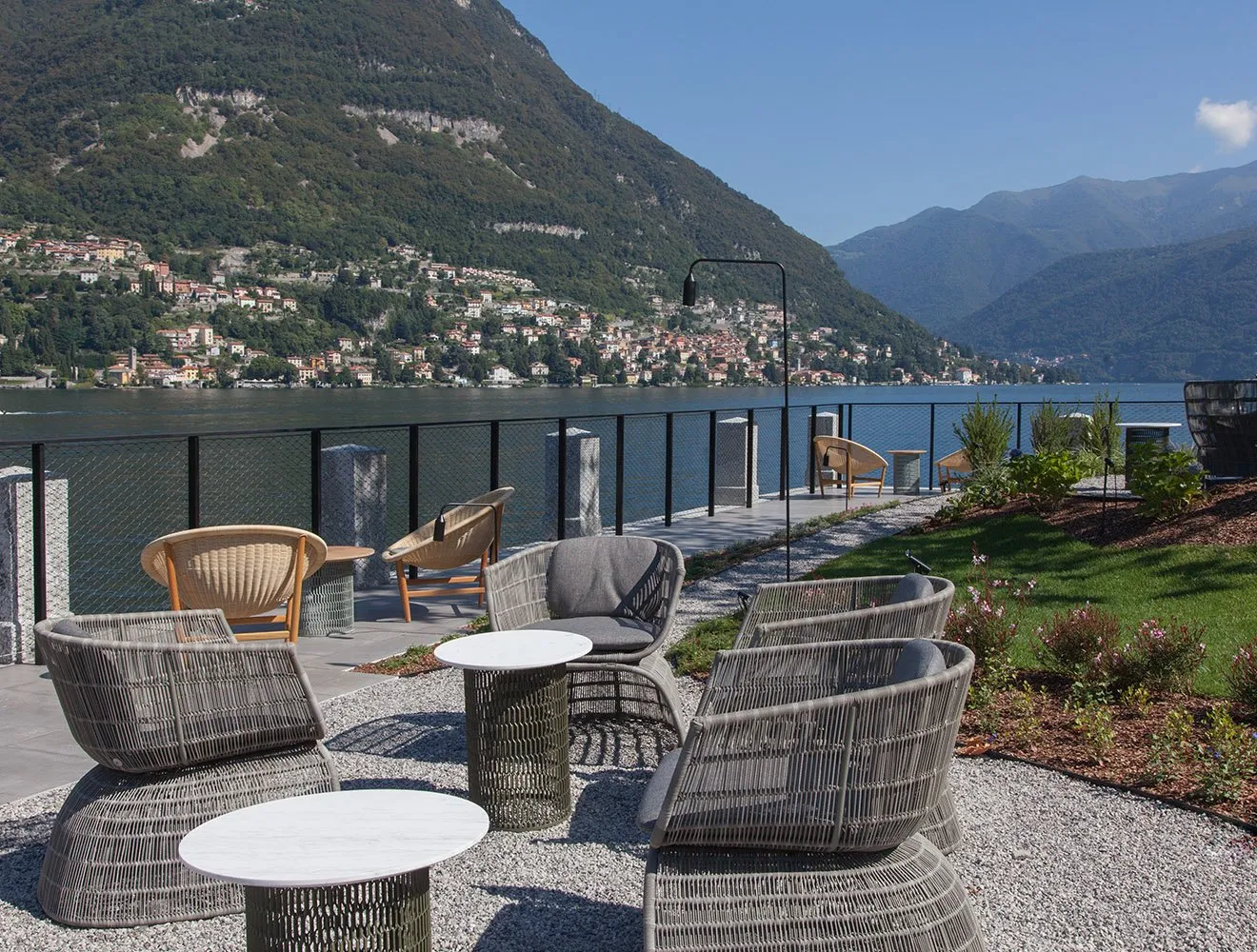 Crinoline C3P - B&B Italia Outdoor w Mesmetric