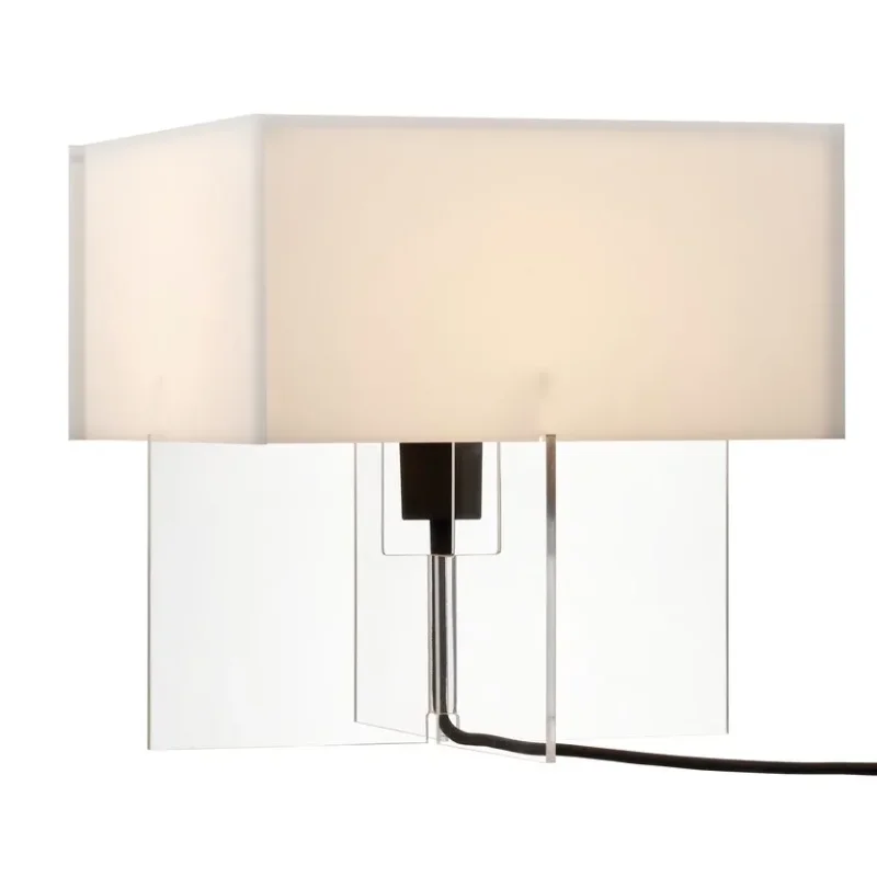 Cross-Plex™ - Fritz Hansen w Mesmetric